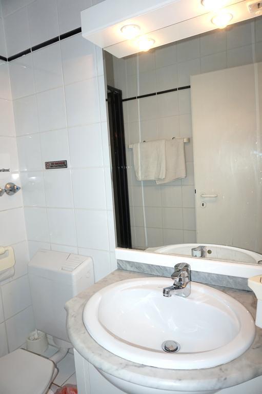 Artus Hotel Düsseldorf Dış mekan fotoğraf