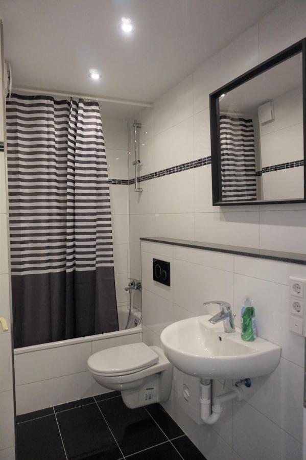 Artus Hotel Düsseldorf Dış mekan fotoğraf